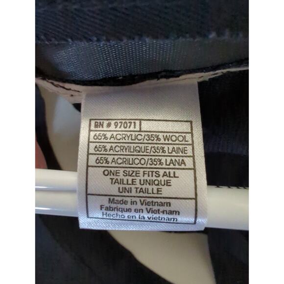 NWT UNH University of New Hampshire Wildcats Wool Blend Adjustable Baseball Cap - Picture 6 of 7